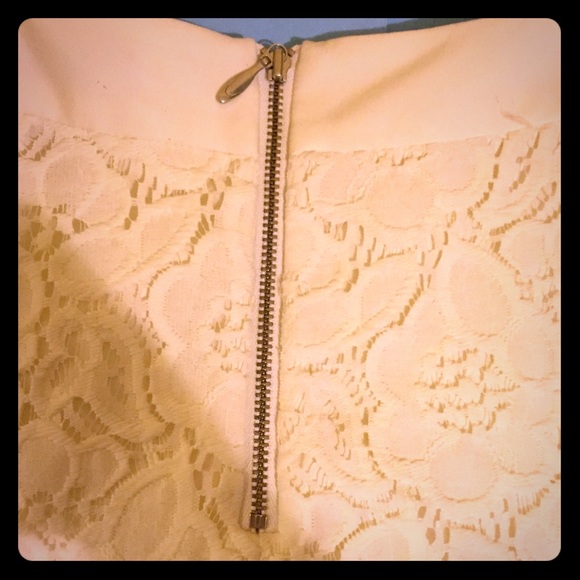 LACE SKIRT FROM THE LIMITED - gently used - Picture 3 of 5